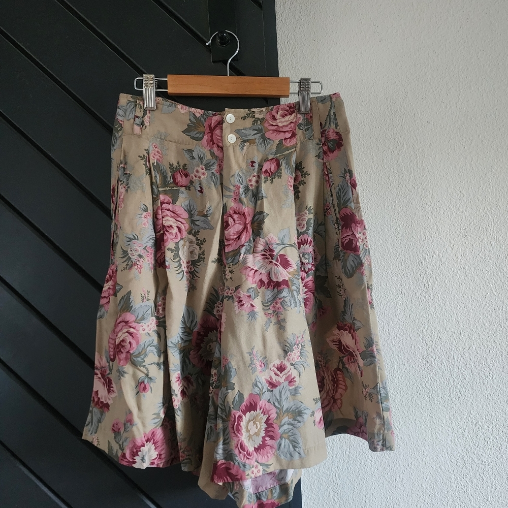 Vintage Banana Republic Pink & Tan Floral Culottes/Shorts